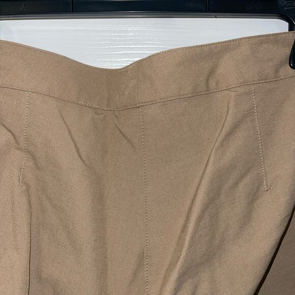L.L. Bean Womens Dark‎ Khaki Outdoor Hiking Stretch Fitted Capris Size 8 reg - Picture 7 of 12